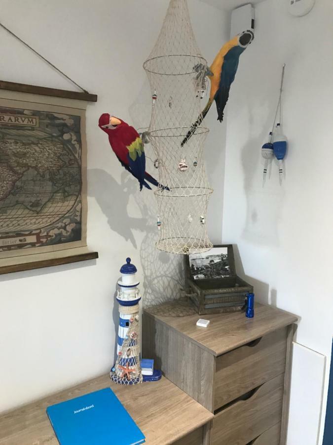 Le Petit Bateau Apartamento Menton Exterior foto