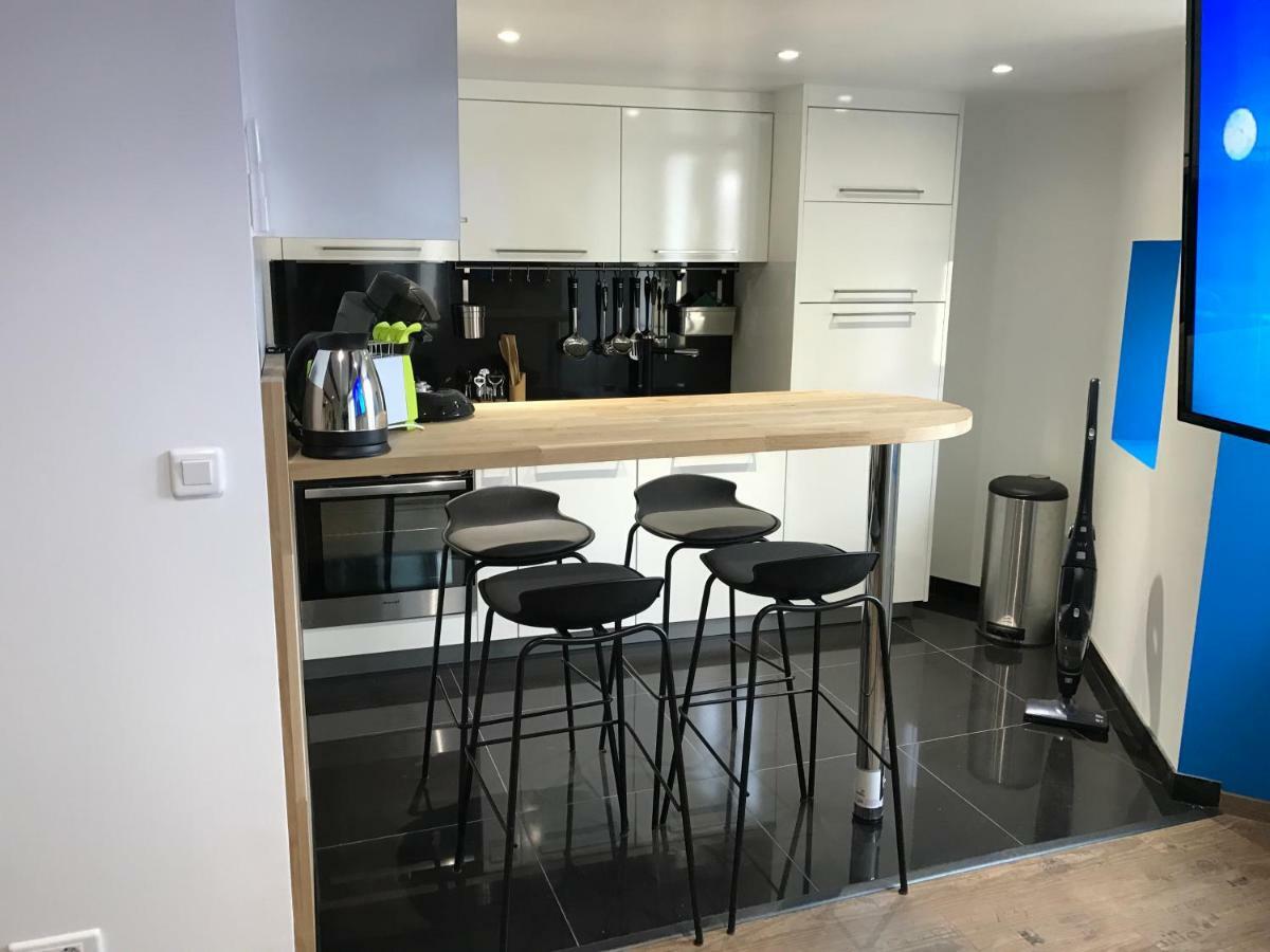 Le Petit Bateau Apartamento Menton Exterior foto
