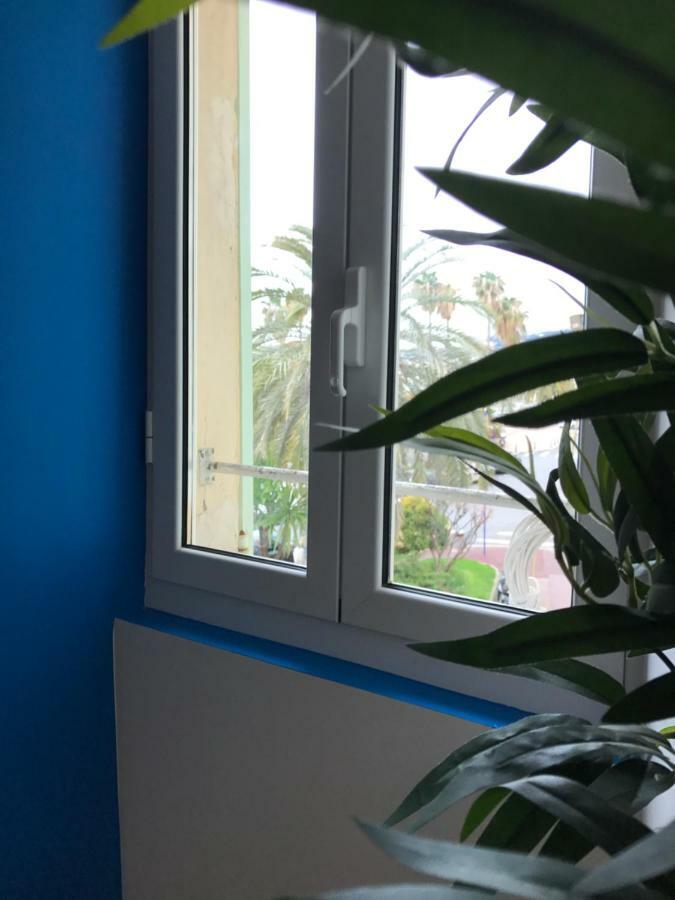 Le Petit Bateau Apartamento Menton Exterior foto