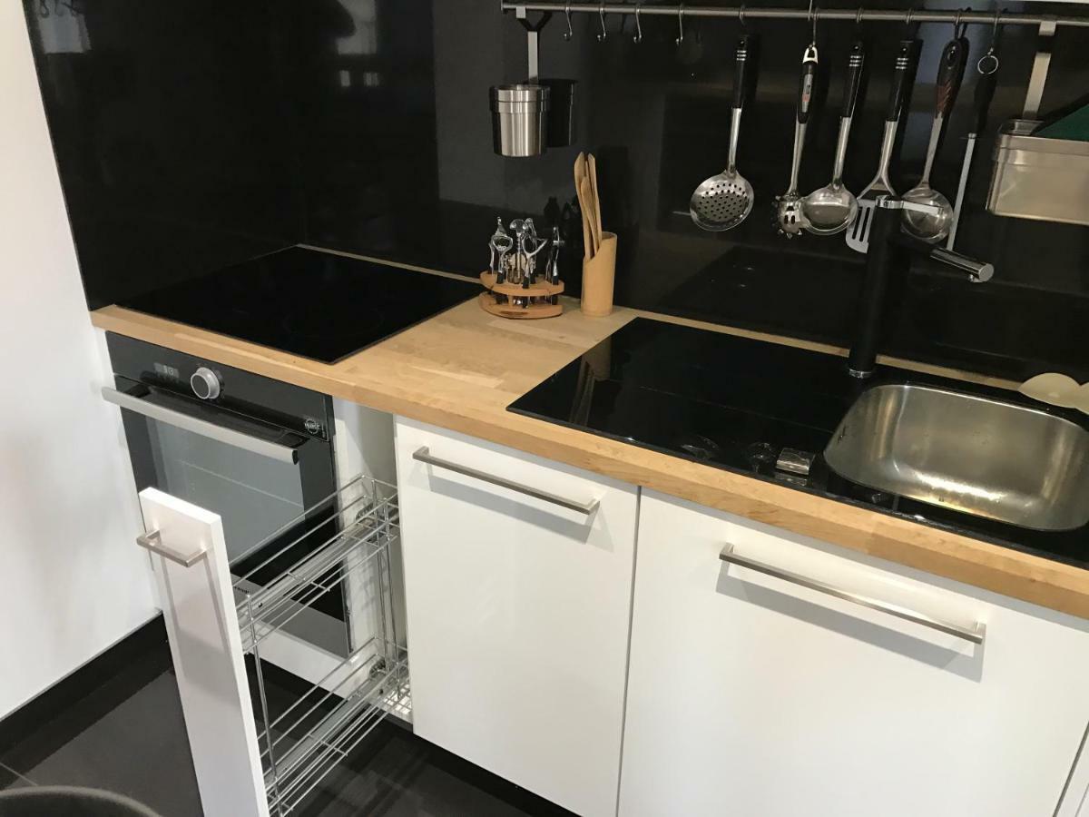 Le Petit Bateau Apartamento Menton Exterior foto