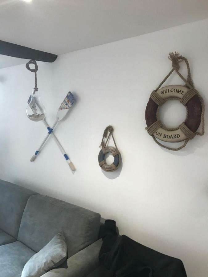 Le Petit Bateau Apartamento Menton Exterior foto